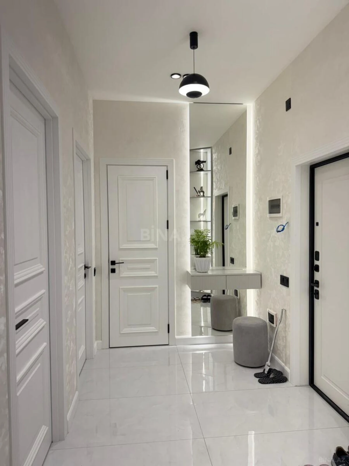 Satılır 2 otaqlı mənzil 80 m²