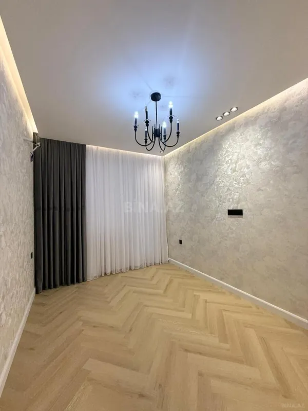 Satılır 2 otaqlı mənzil 80 m²