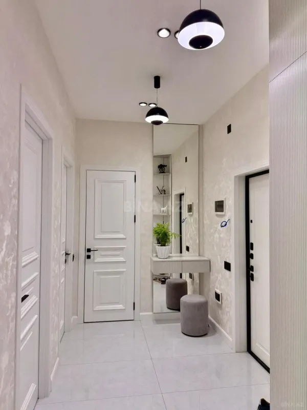 Satılır 2 otaqlı mənzil 80 m²