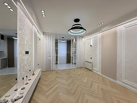 Satılır 2 otaqlı mənzil 80 m²
