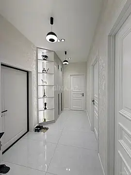 Satılır 2 otaqlı mənzil 80 m²