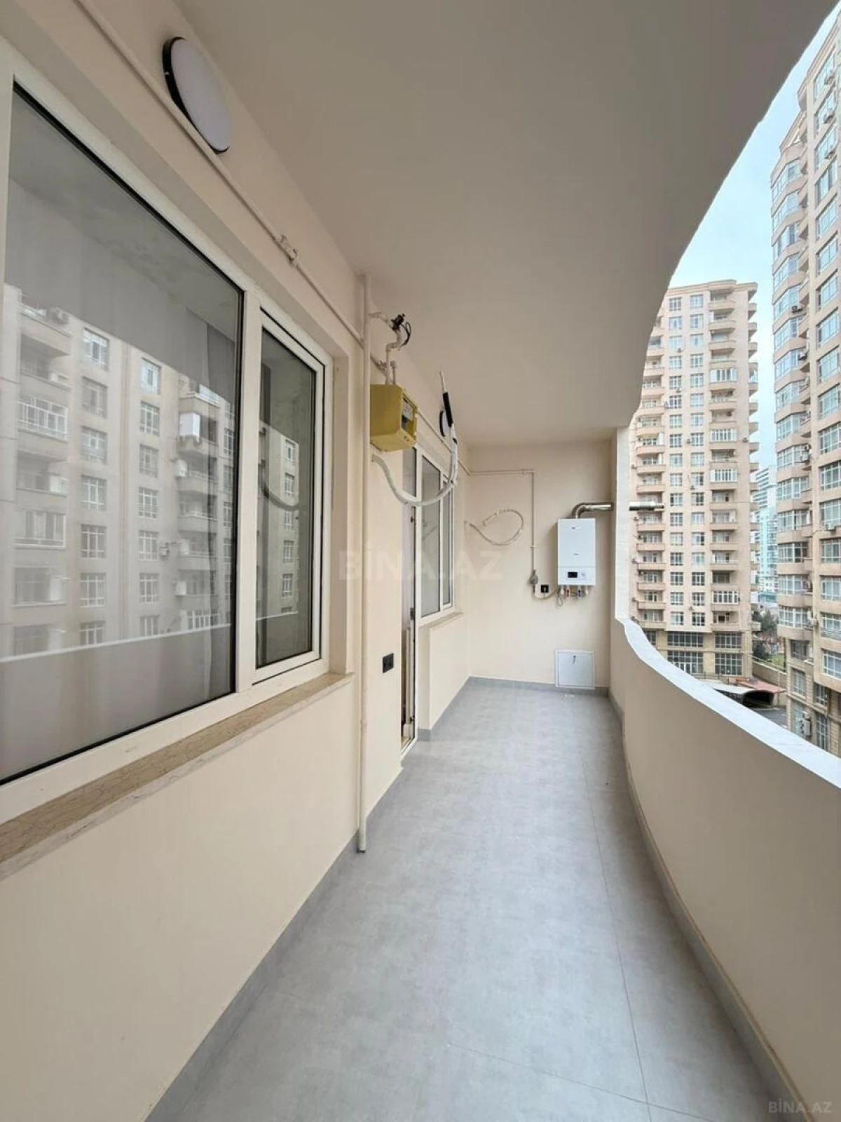 Satılır 2 otaqlı mənzil 80 m²