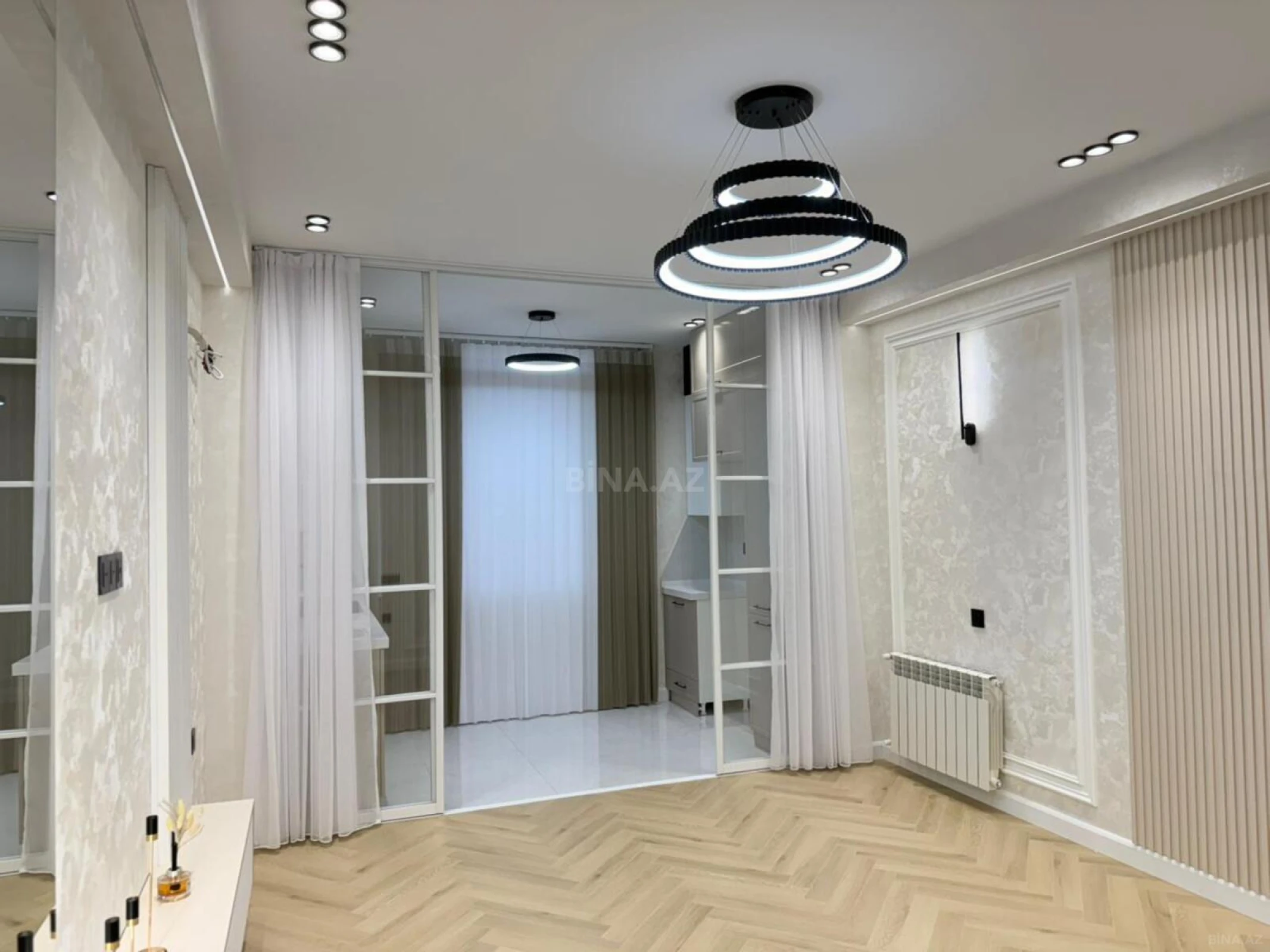 Satılır 2 otaqlı mənzil 80 m²