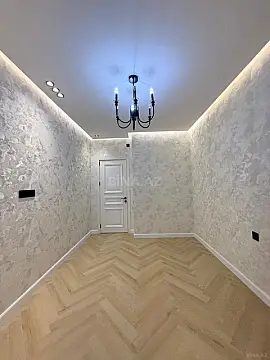 Satılır 2 otaqlı mənzil 80 m²