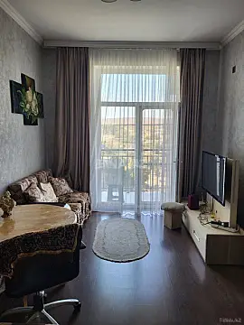 Satılır 1 otaqlı mənzil 40 m²