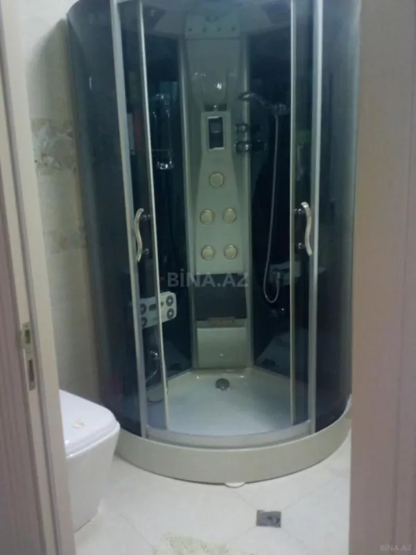 Kirayə verilir 2 otaqlı mənzil 90 m²