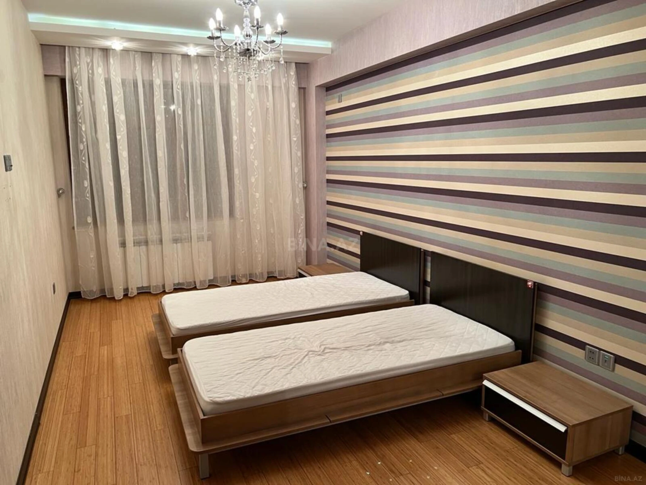 Kirayə verilir 3 otaqlı mənzil 125 m²