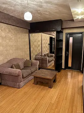 Kirayə verilir 3 otaqlı mənzil 125 m²