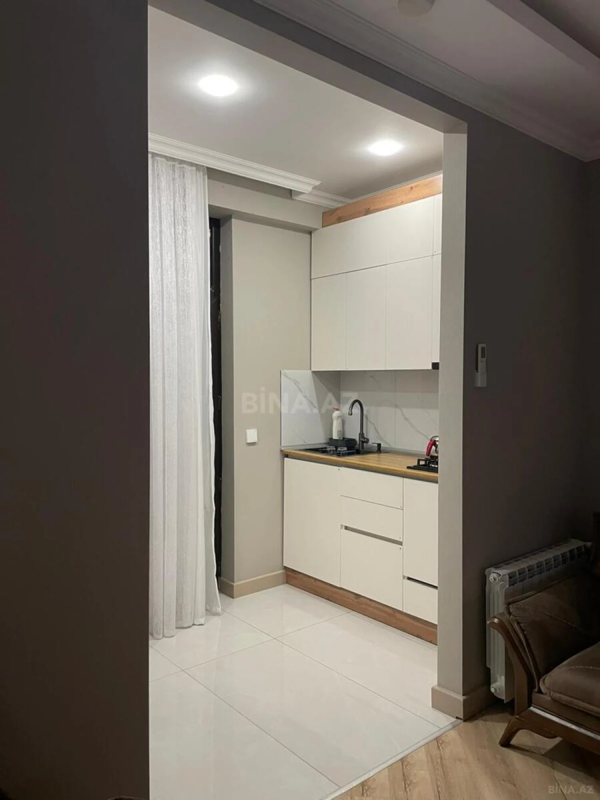 Kirayə verilir 2 otaqlı mənzil 68 m²