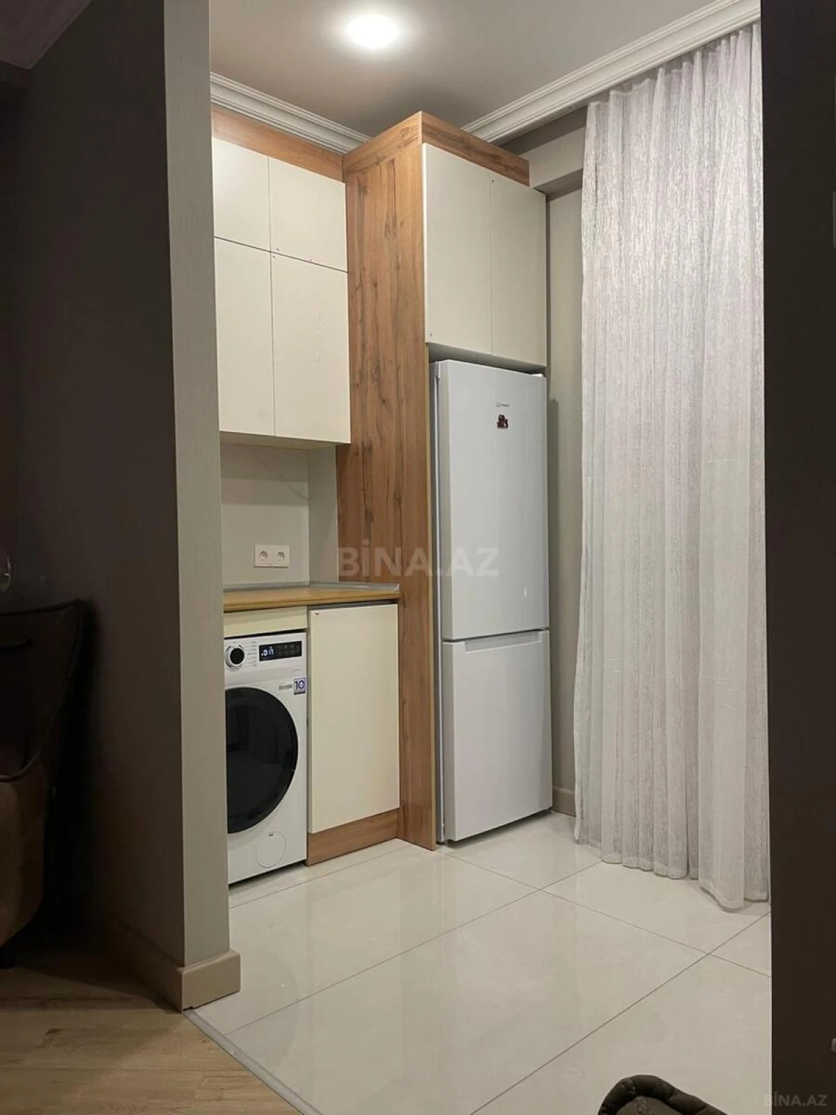 Kirayə verilir 2 otaqlı mənzil 68 m²