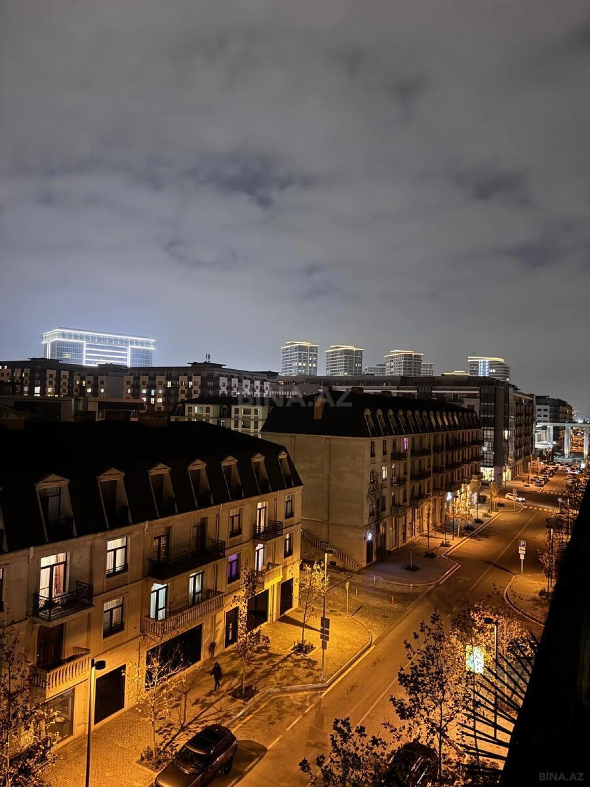 Satılır 3 otaqlı mənzil 91 m²