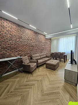 Kirayə verilir 2 otaqlı mənzil 60 m² — Bakı, 5-ci mikrorayon 2 otaq 60.00 m²
