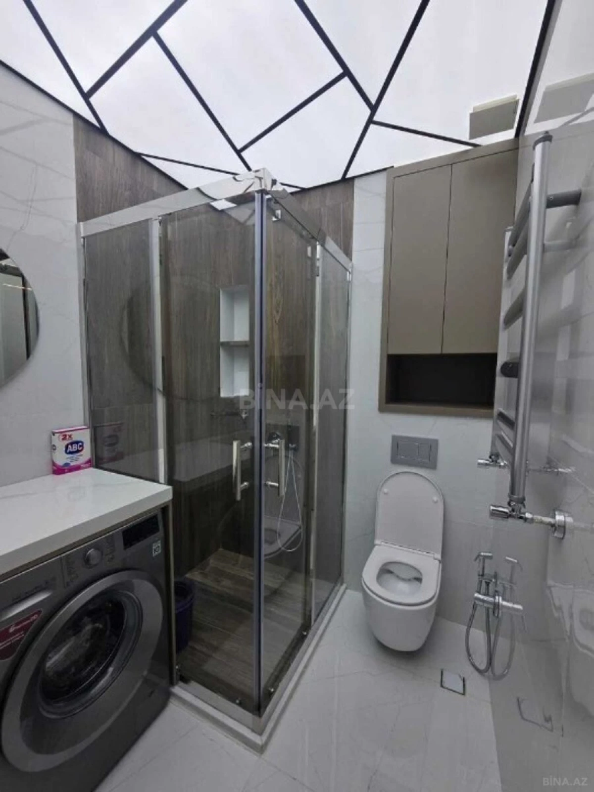 Kirayə verilir 2 otaqlı mənzil 60 m²