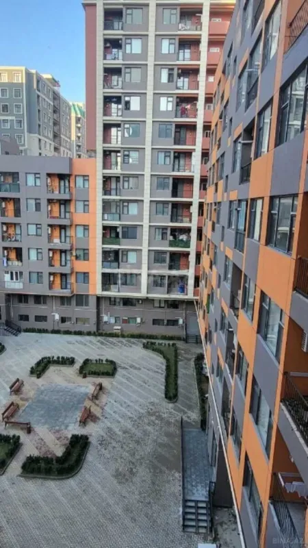 Kirayə verilir 2 otaqlı mənzil 60 m²