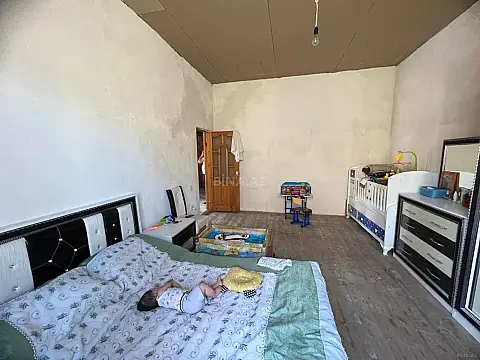 Satılır 3 otaqlı həyət evi 150 m²