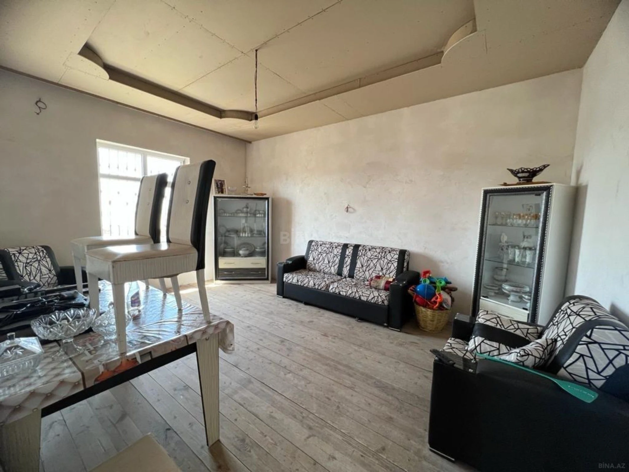Satılır 3 otaqlı həyət evi 150 m²