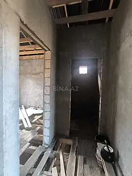 Satılır 6 otaqlı həyət evi 140 m²