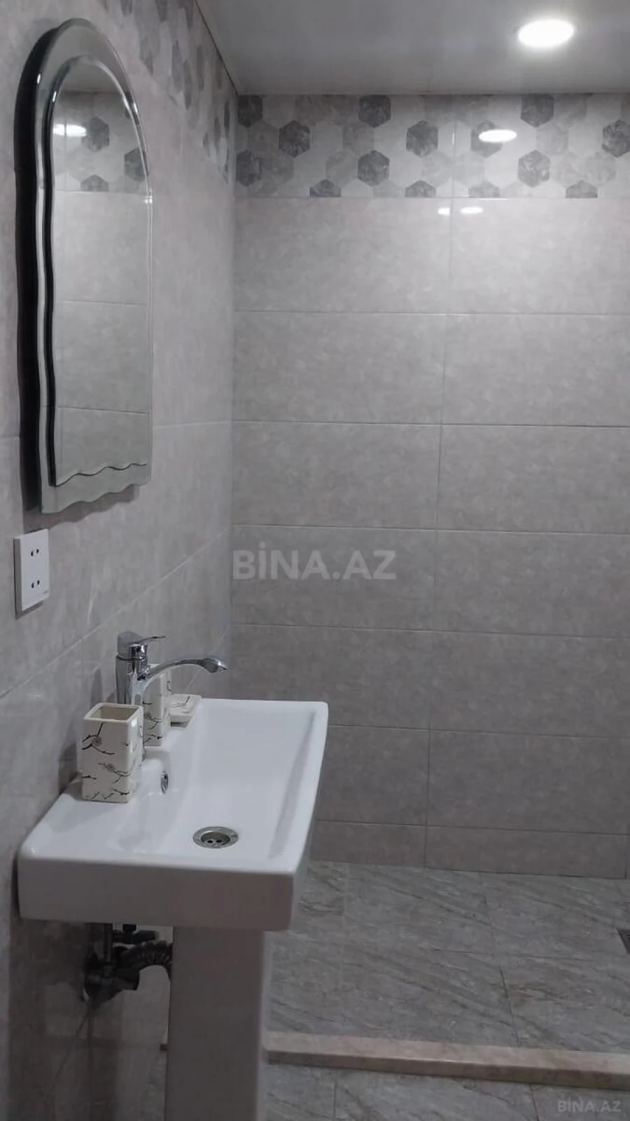 Kirayə verilir 1 otaqlı mənzil 35 m²