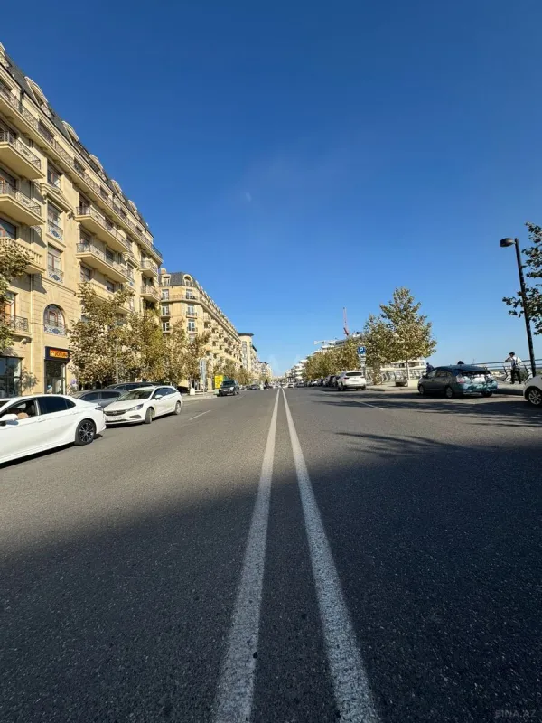 Kirayə verilir 4 otaqlı ofis 170 m²