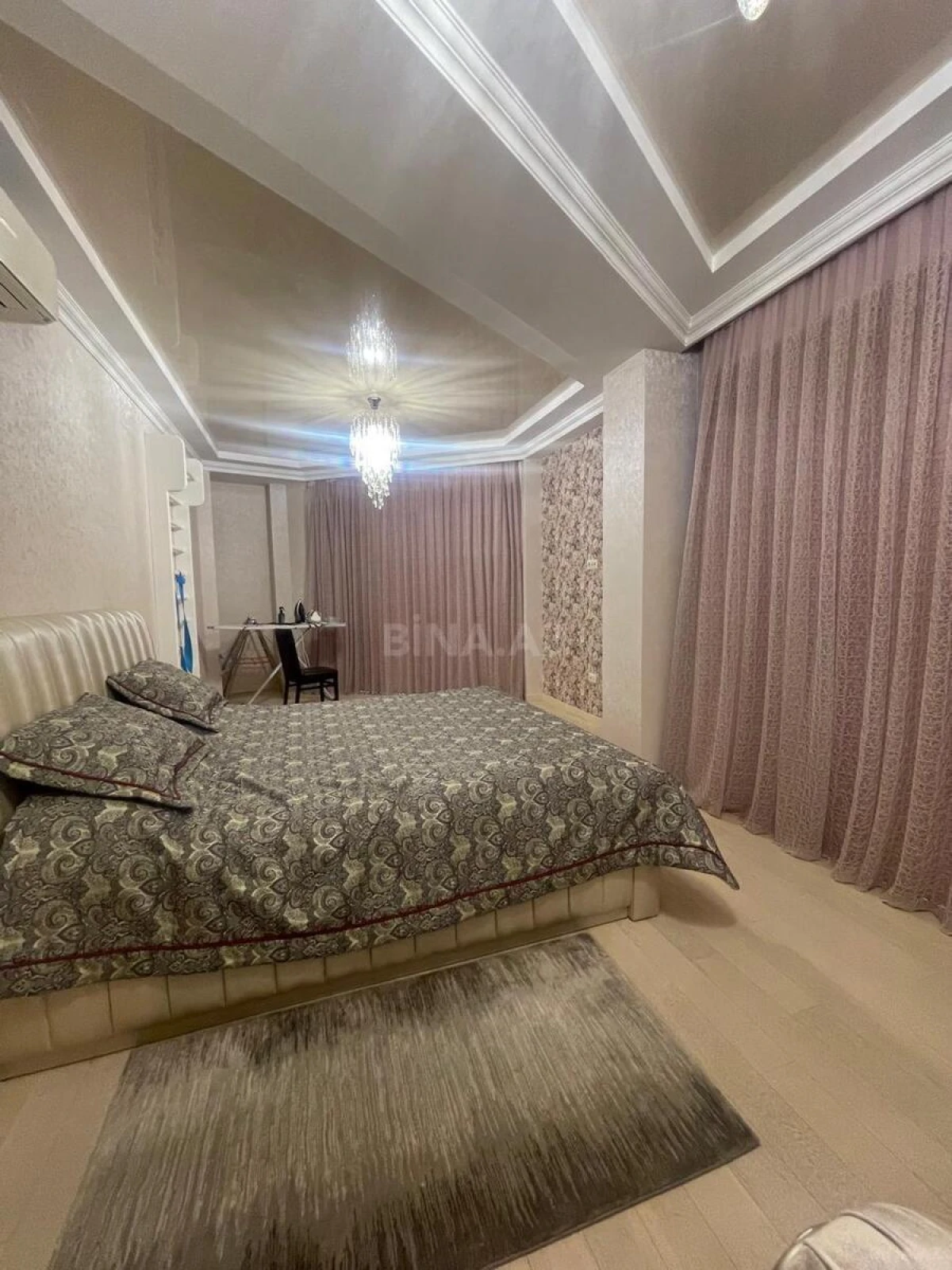 Kirayə verilir 4 otaqlı ofis 170 m²