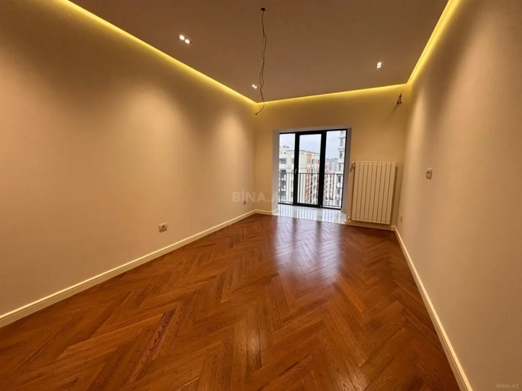 Satılır 2 otaqlı mənzil 68 m²
