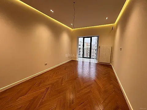 Satılır 2 otaqlı mənzil 68 m²