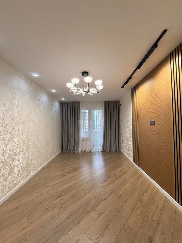 Satılır 2 otaqlı mənzil 65 m²