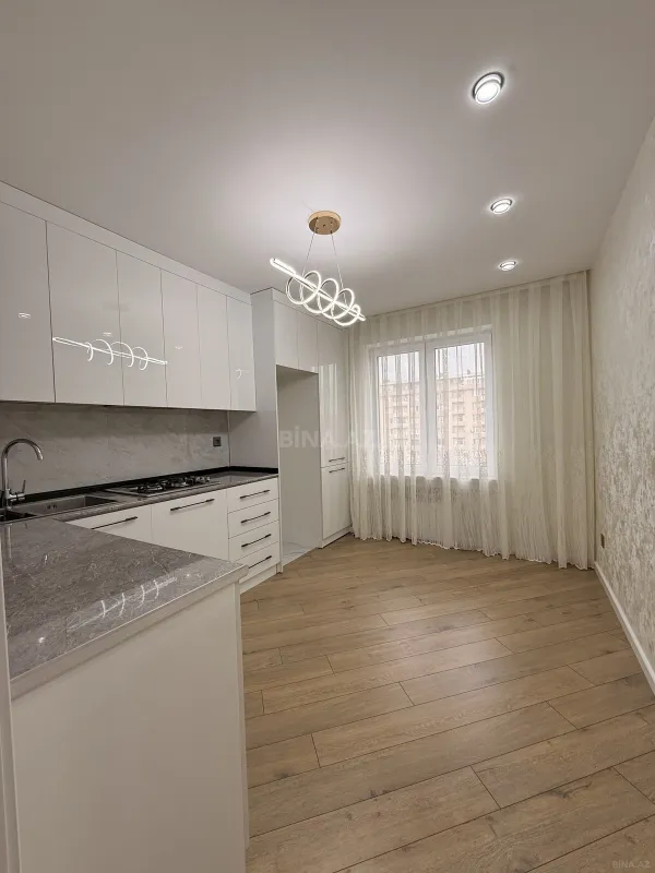 Satılır 2 otaqlı mənzil 65 m²