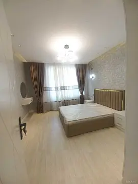 Satılır 2 otaqlı mənzil 62 m²