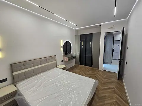 Kirayə verilir 2 otaqlı mənzil 70 m²