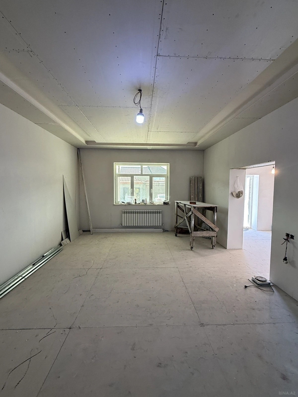 Satılır 6 otaqlı həyət evi 260 m²