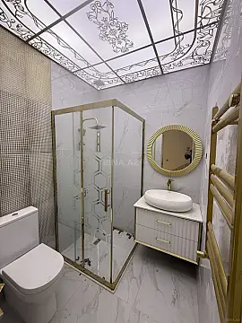 Satılır 6 otaqlı həyət evi 260 m²