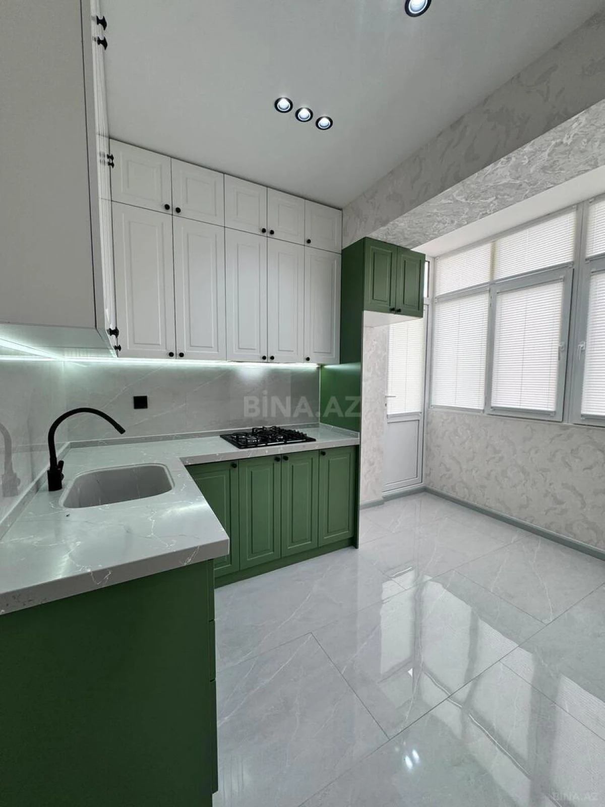 Satılır 3 otaqlı mənzil 88 m²