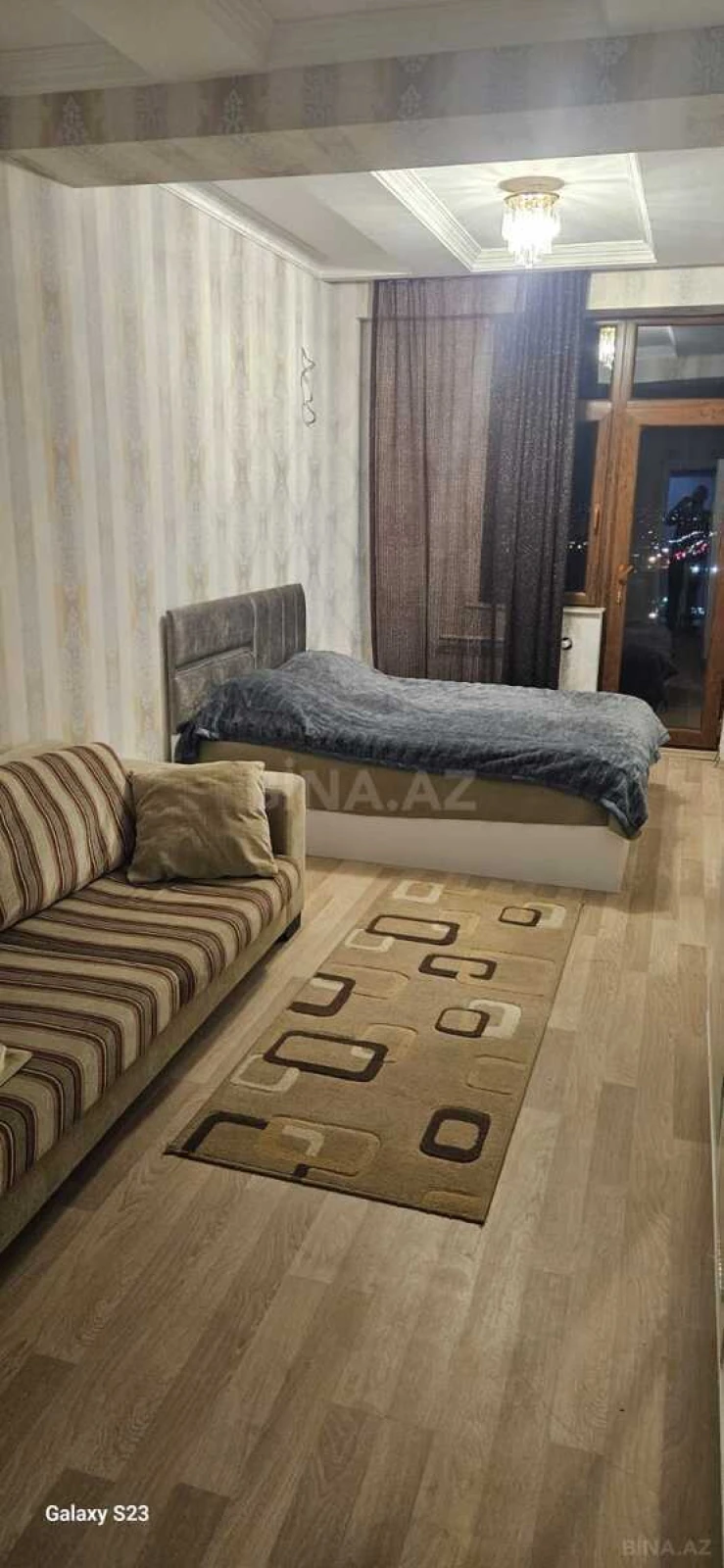Kirayə verilir 2 otaqlı mənzil 75 m²