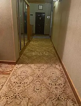 Satılır 9 otaqlı həyət evi 700 m²