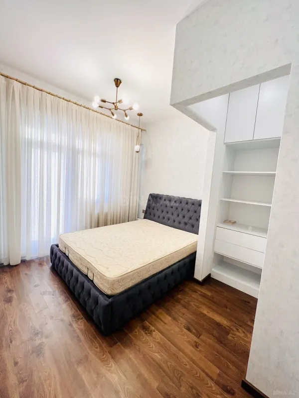 Kirayə verilir 2 otaqlı mənzil 65 m²