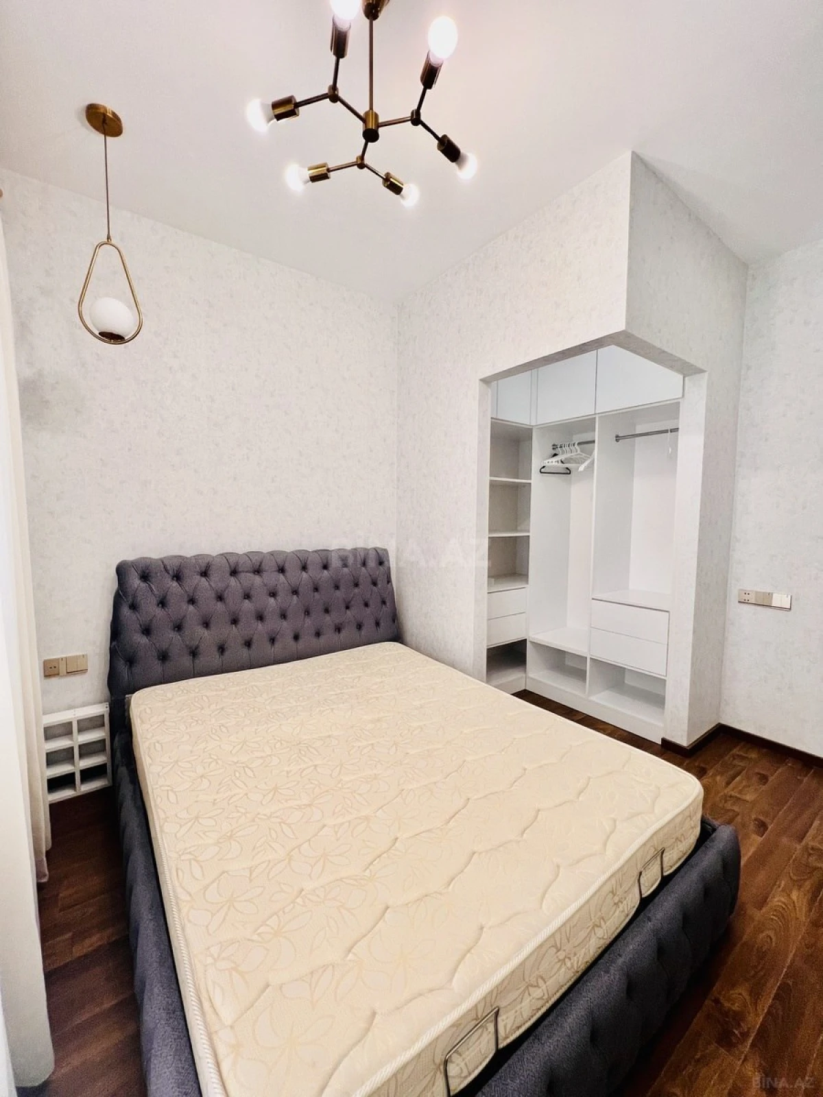 Kirayə verilir 2 otaqlı mənzil 65 m²