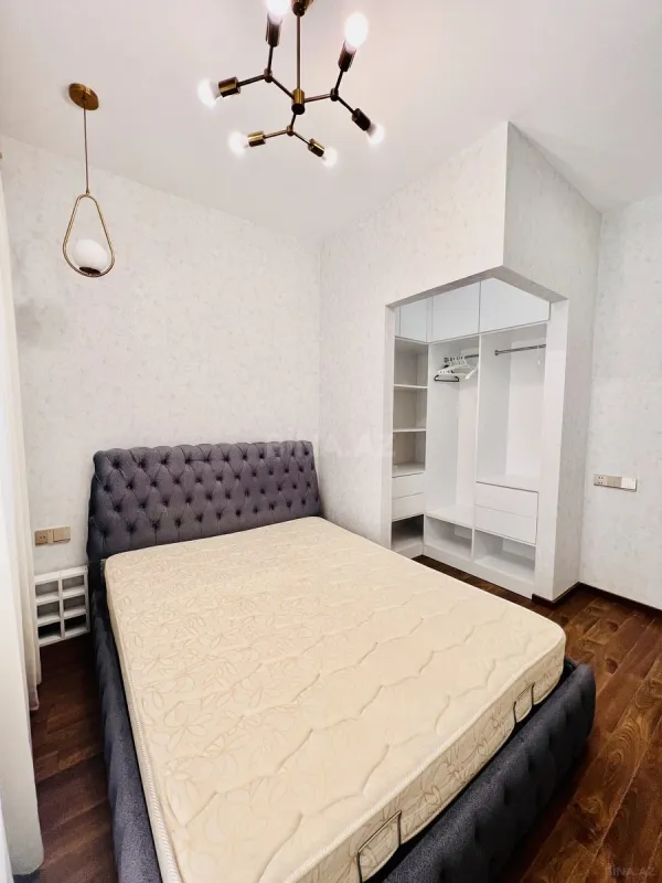 Kirayə verilir 2 otaqlı mənzil 65 m²