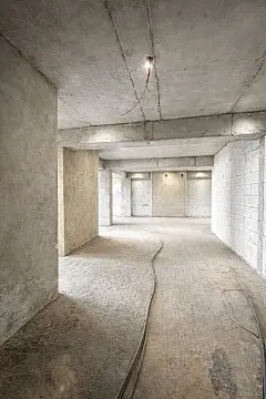 Satılır 4 otaqlı mənzil 220 m²