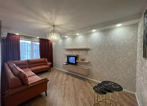 Kirayə verilir 2 otaqlı mənzil 75 m²