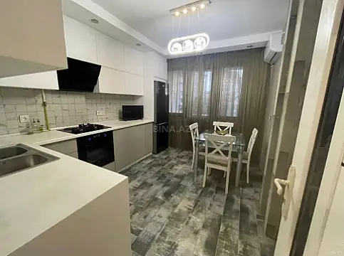 Kirayə verilir 2 otaqlı mənzil 75 m²