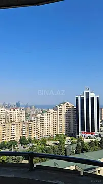 Satılır 4 otaqlı mənzil 186 m²