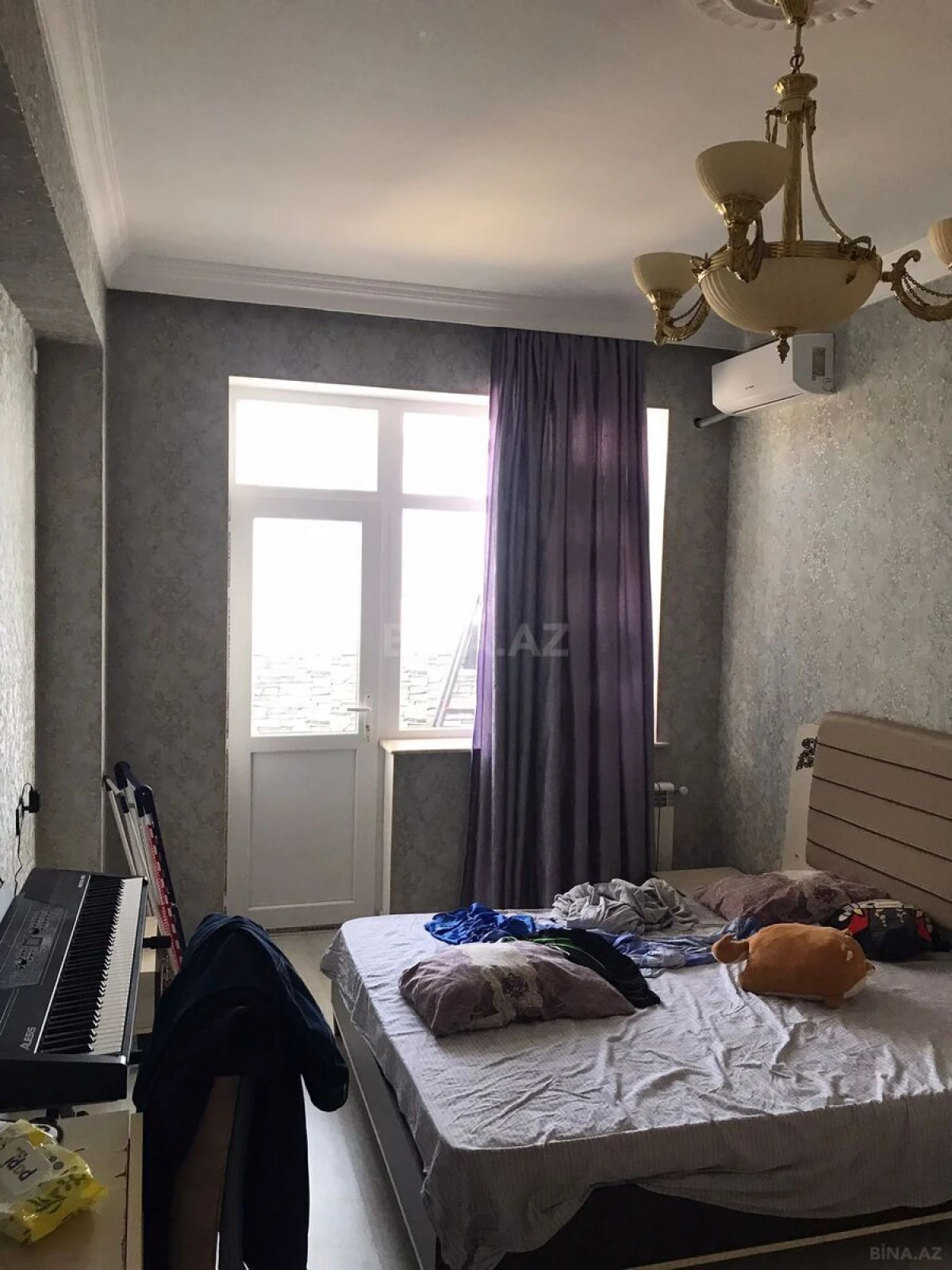 Satılır 2 otaqlı mənzil 73 m²