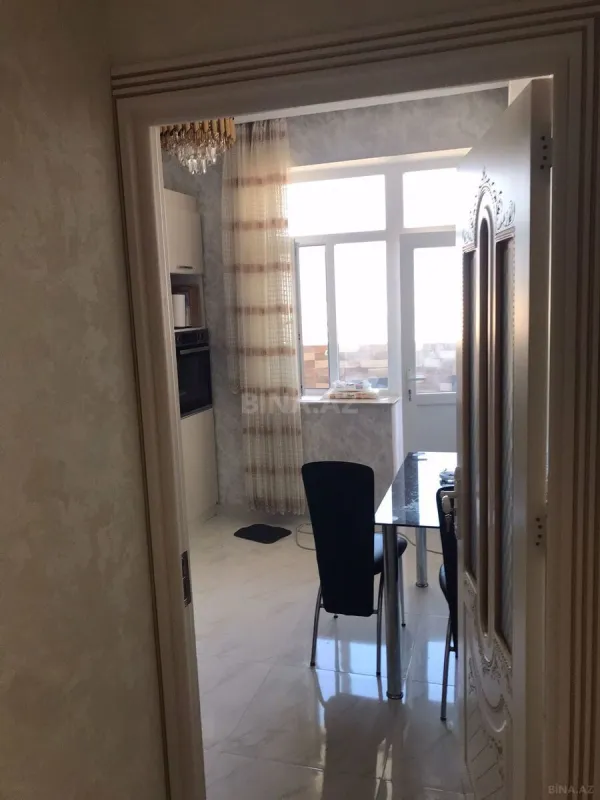 Satılır 2 otaqlı mənzil 73 m²