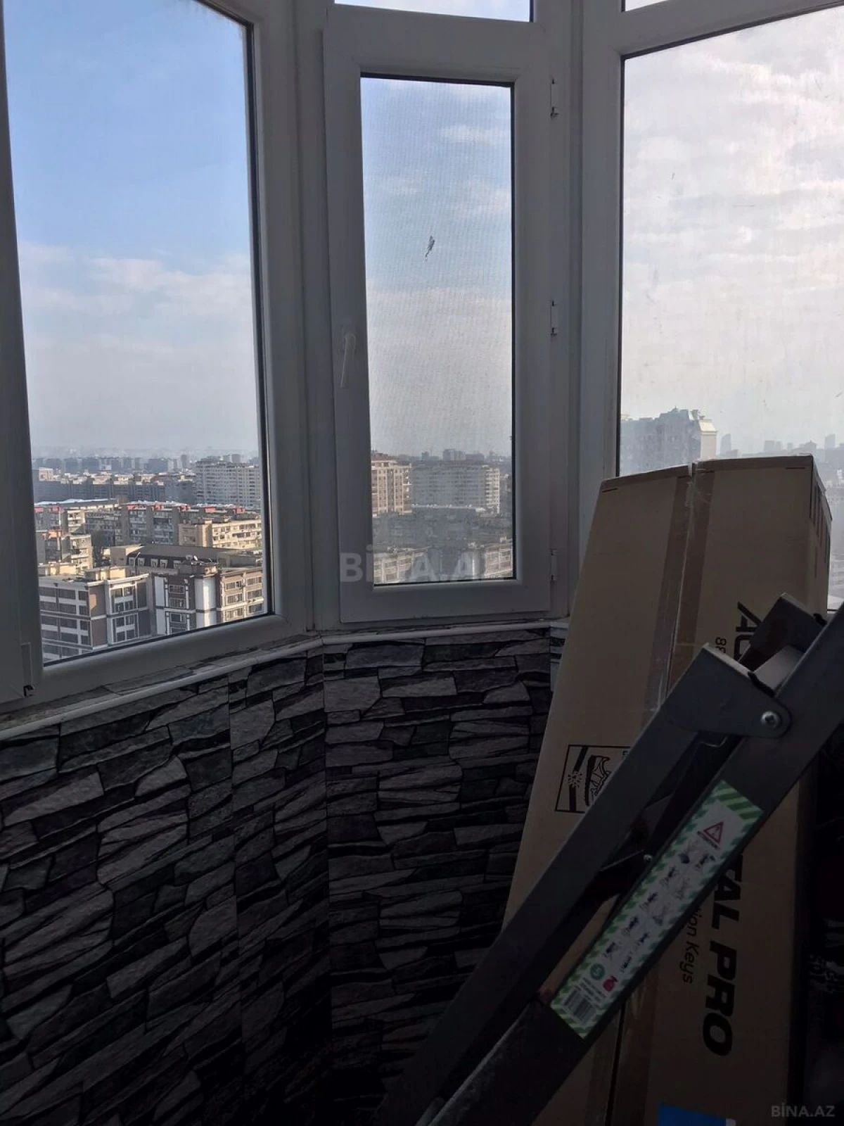 Satılır 2 otaqlı mənzil 73 m²