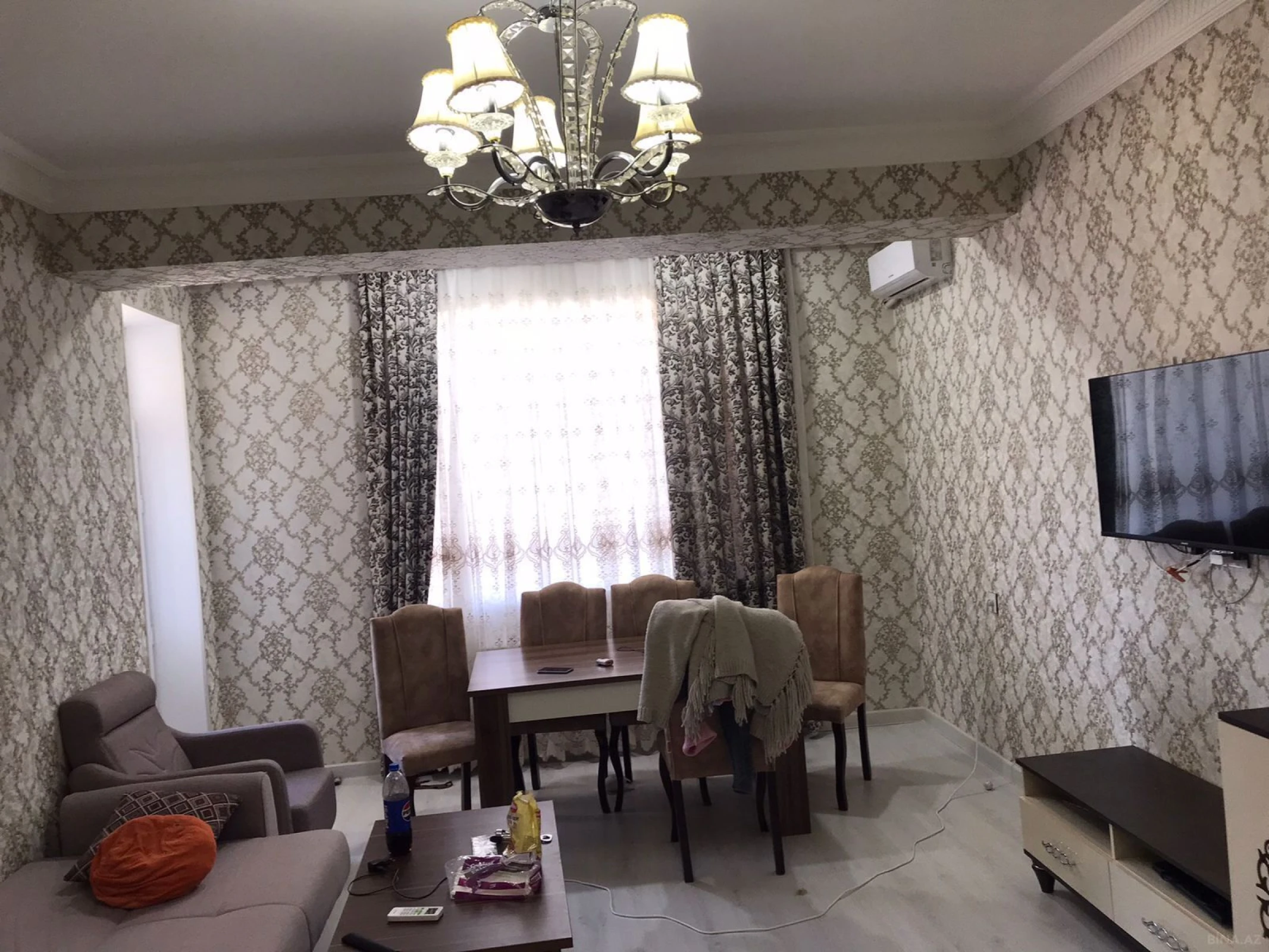 Satılır 2 otaqlı mənzil 73 m²