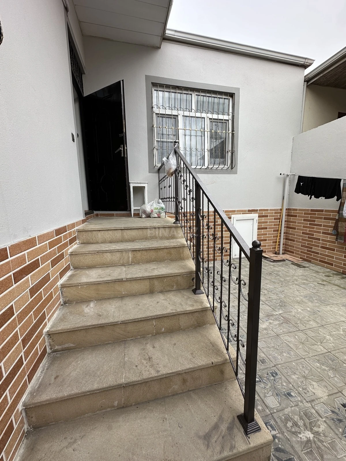 Satılır 4 otaqlı həyət evi 120 m²