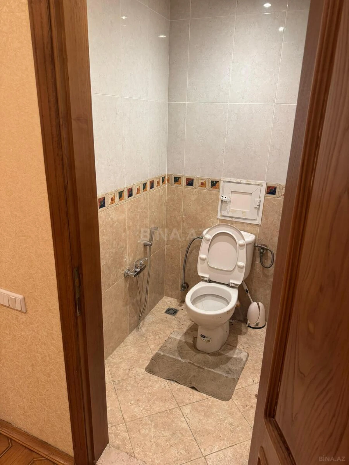 Kirayə verilir 3 otaqlı mənzil 145 m²