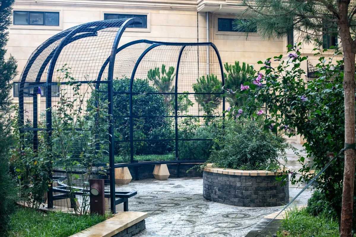 Kirayə verilir 2 otaqlı mənzil 100 m²