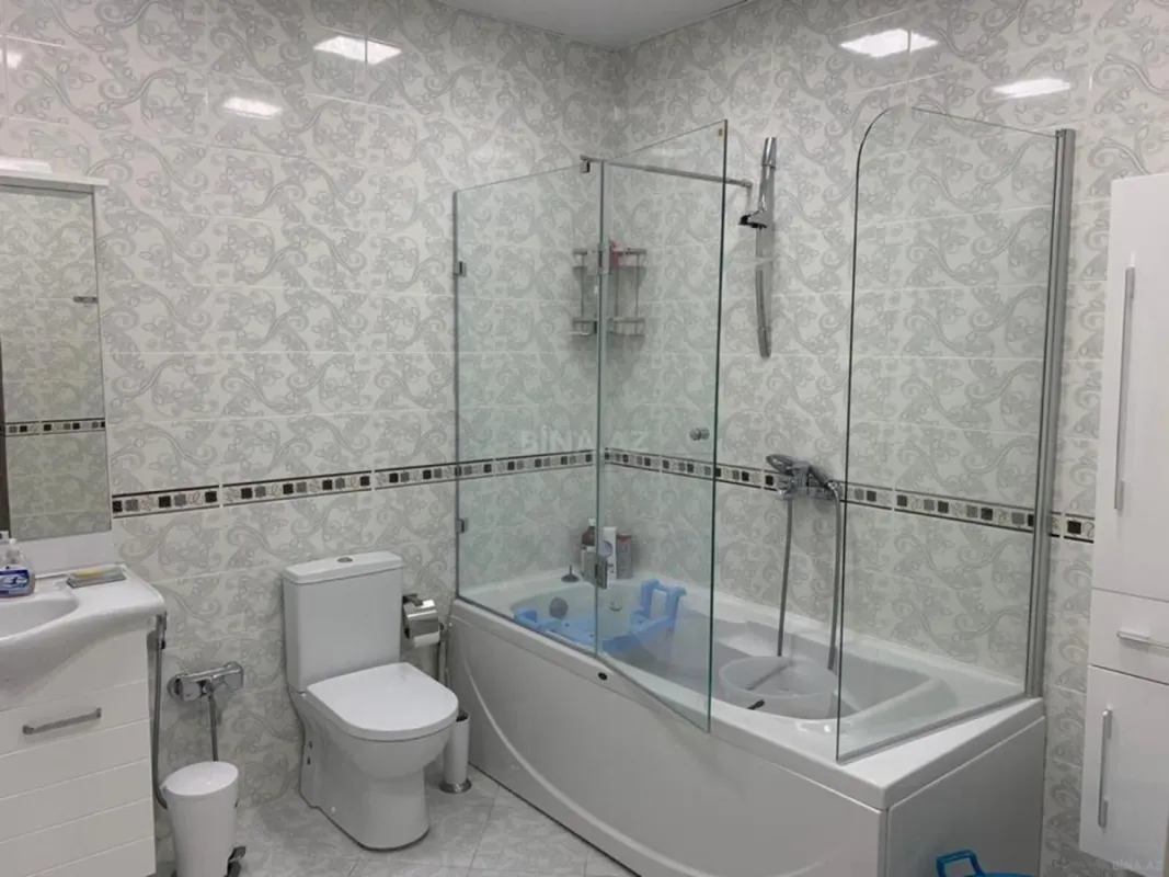 Satılır 6 otaqlı həyət evi 360 m²